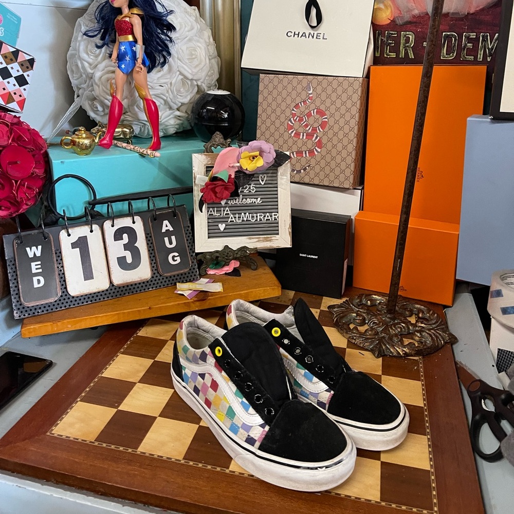 VANS
Old Skool Rainbow Checkerboard Sneakers